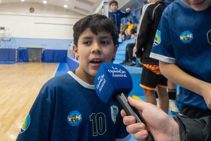  Lucas, jugador de La Academia. (FOTO: LEANDRO FRANCO/ LA OPINIÓN AUSTRAL)
