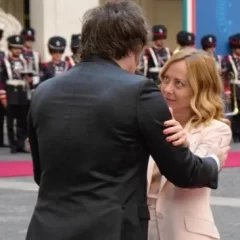 Javier Milei se reunió con Giorgia Meloni en Italia y firmaron un acuerdo energético YPF – ENI