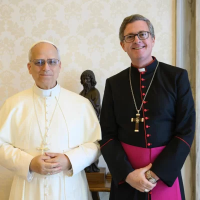García Cuerva fue recibido por el papa León XIV en el Palacio Apostólico
