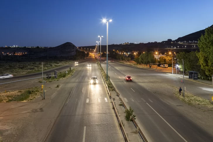 Comodoro Rivadavia: La Ruta 3 en estado crítico y sin fondos para reparaciones, advierte el intendente en un fuerte reclamo al Gobierno nacional. Comodoro Rivadavia: La Ruta 3 en estado crítico y sin fondos para reparaciones, advierte el intendente en un fuerte reclamo al Gobierno nacional.