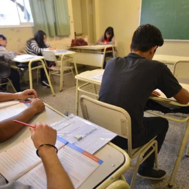 Prueba Aprender Secundaria: menos del 15% de los estudiantes logra nivel satisfactorio en Matemática