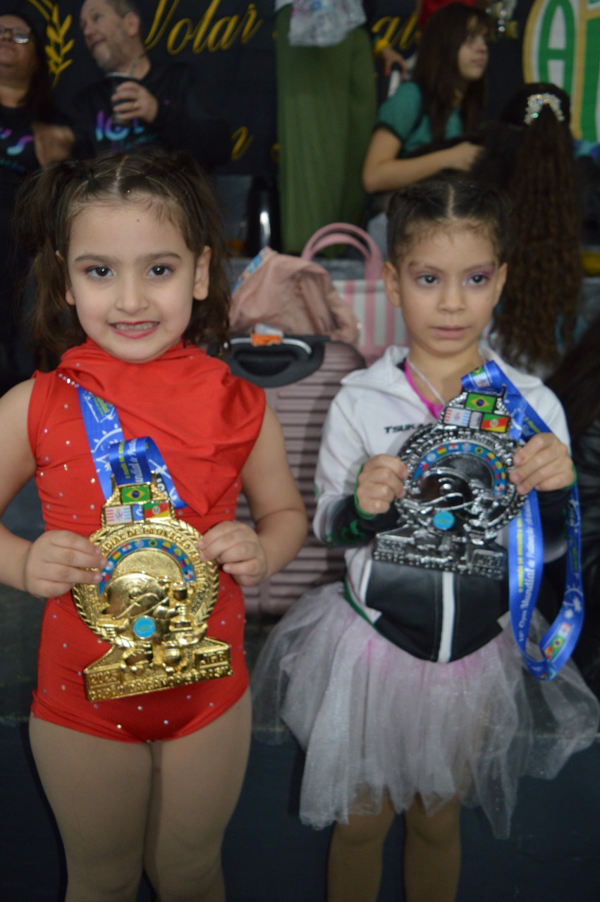  Roma Risolia, 1er puesto y Bianca Girondo, 2do puesto.