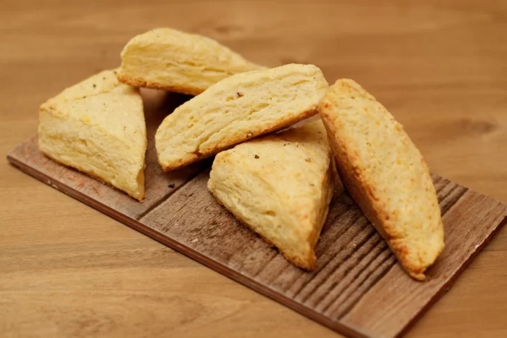 Scones-de-queso-receta-728x485