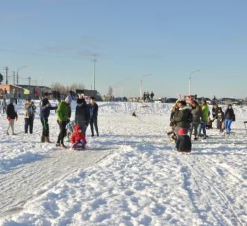 “Patinar es peligroso”: Municipio advierte sobre el ingreso o patinaje en lagunas “Patinar es peligroso”: Municipio advierte sobre el ingreso o patinaje en lagunas
