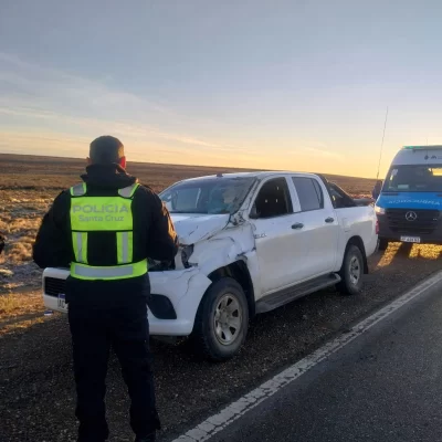 Un hombre de Tierra del Fuego se salvó de milagro tras un vuelco provocado por la escarcha en la calzada