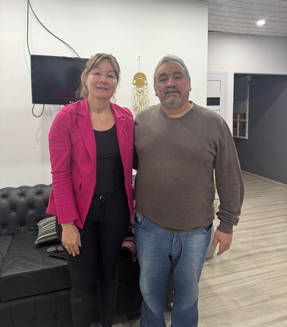  Neira fue respaldada por el gobierno provincial. En la foto, junto al ministro de Gobierno Nicolás Brizuela.