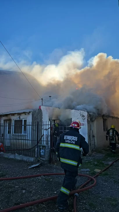 Un calefactor tuvo una falla y provocó un incendio en una casa del barrio Del Carmen de Río Gallegos