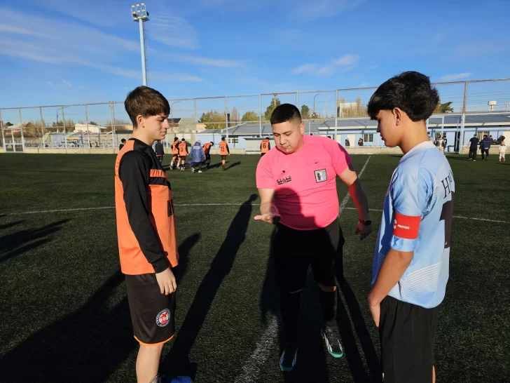 Hispano abrió su Torneo Centenario con fútbol, historia y emoción en el Soules