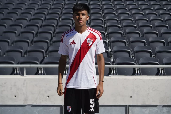 Con Leo Luna de “5”, River goleó 3-0 en San Juan y ya es cuarto en la tabla