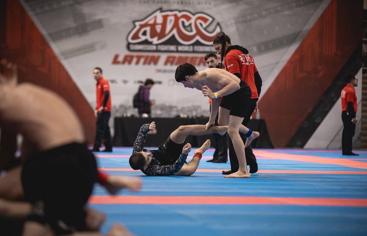 Tatami de oro: Ulloa y Micheleto se consagran en el ADCC Chile