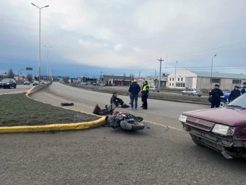 El motociclista que protagonizó el incidente en la autovía solo terminó con algunos golpes