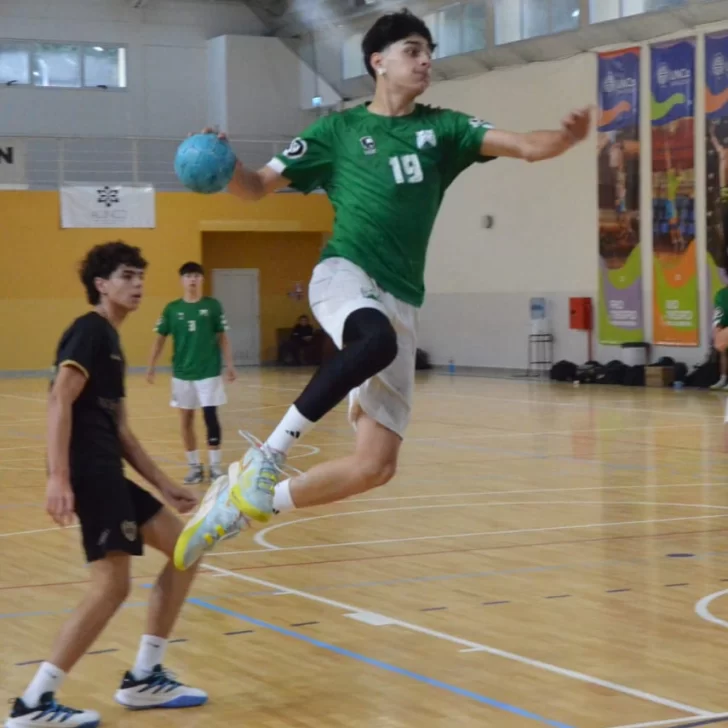 Thiago Almonacid, de Río Gallegos a la cima del Metropolitano Juvenil B de handball