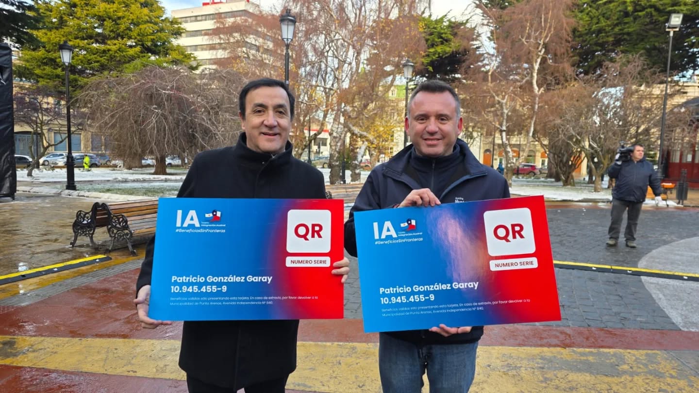 Pablo Grasso, intendente de Río Gallegos, junto al alcalde de Punta Arenas, Claudio Radonich.