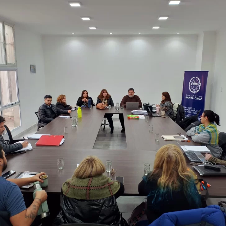 Paritaria salud: incremento del 20% y se retomará el diálogo en octubre Paritaria salud: incremento del 20% y se retomará el diálogo en octubre