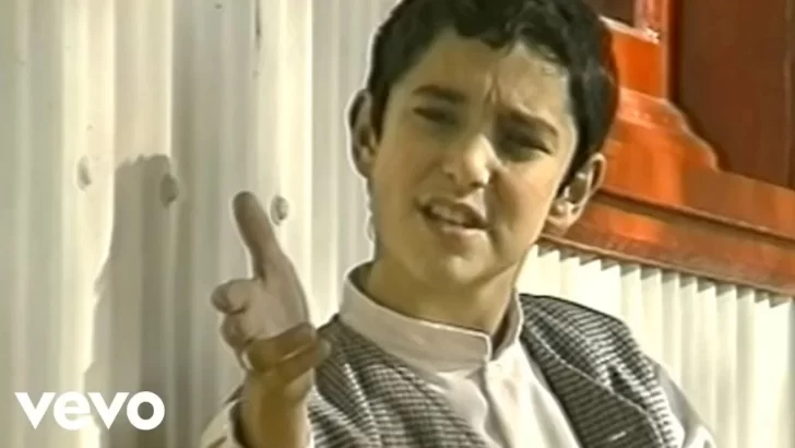 Durante su infancia, Abel Pintos vivió en Caleta Olivia.