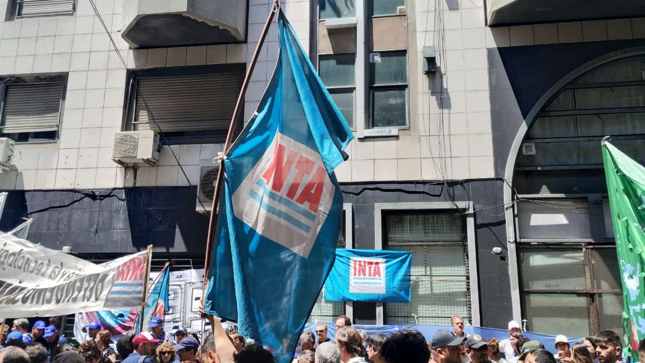  El productor de Los Antiguos apoyó el trabajo del INTI.