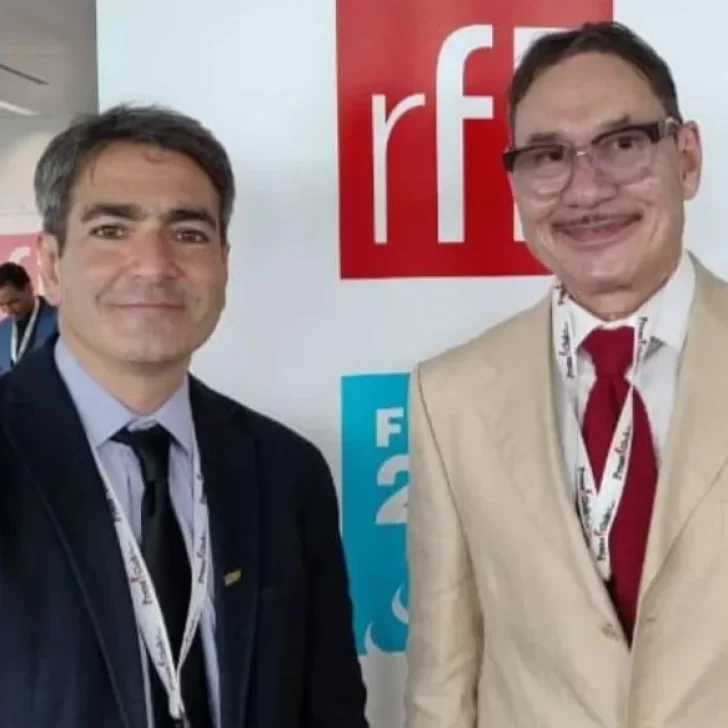 #LA17 refuerza su alianza con Radio Francia Internacional en el Encuentro de Radios en París #LA17 refuerza su alianza con Radio Francia Internacional en el Encuentro de Radios en París