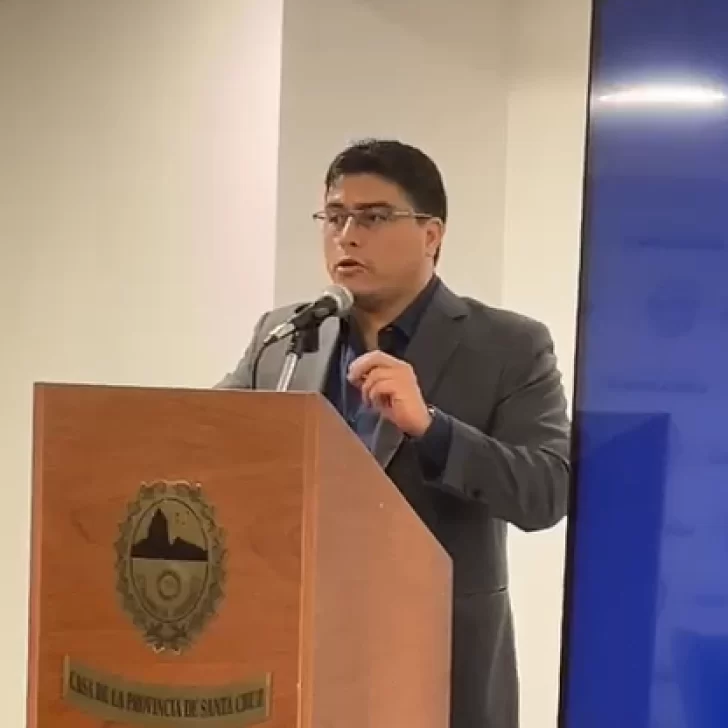 Claudio Vidal participa del “Santa Cruz Energía & Minería” en Buenos Aires