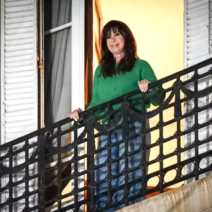 Casación revisará el arresto domiciliario y la tobillera electrónica de Cristina Kirchner Casación revisará el arresto domiciliario y la tobillera electrónica de Cristina Kirchner