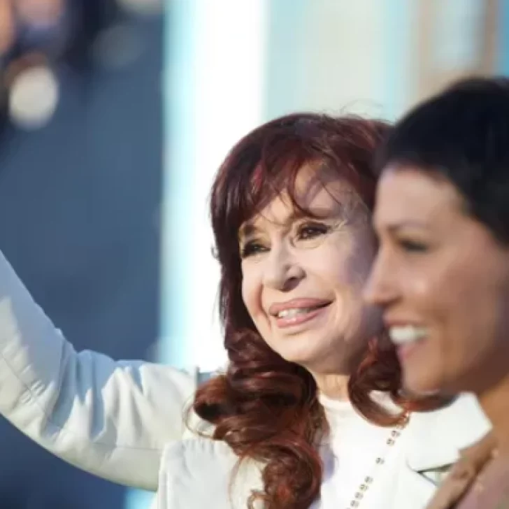 Causa Cuadernos: la Justicia exhibió el video del allanamiento al departamento de Cristina Fernández de Kirchner Causa Cuadernos: la Justicia exhibió el video del allanamiento al departamento de Cristina Fernández de Kirchner