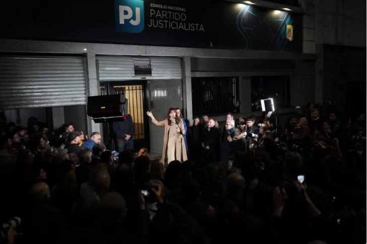  Cristina en la sede del PJ Nacional. FOTO: LA OPINIÓN AUSTRAL