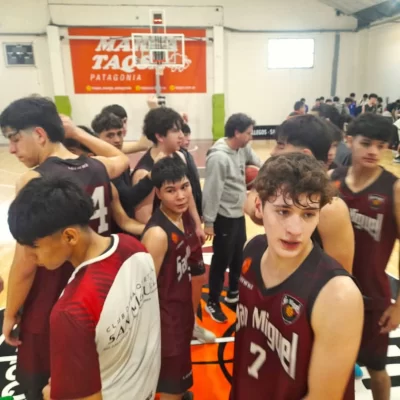 San Miguel lidera el torneo U17 provincial de básquetbol