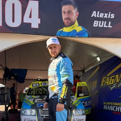 Alexis Bull y el equipo se preparan para la carrera de Buenos Aires