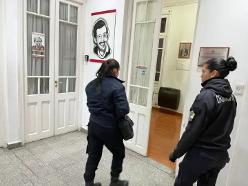 Escándalo en la UCR: El presidente de la Junta Electoral explicó porqué se llevó la documentación Escándalo en la UCR: El presidente de la Junta Electoral explicó porqué se llevó la documentación