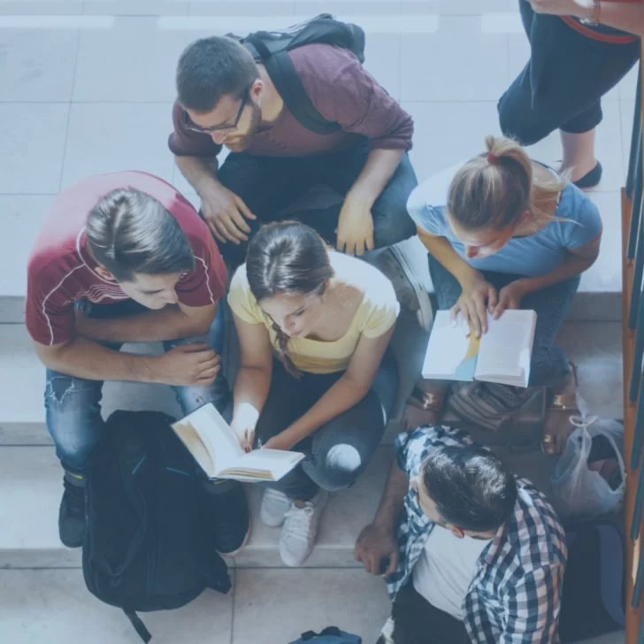 Un joven universitario necesita más de $1,1 millón para estudiar en Comodoro Rivadavia