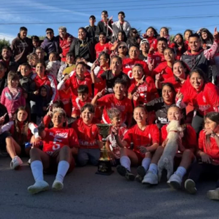 El fútbol femenino de Gobernador Gregores con su tercer título