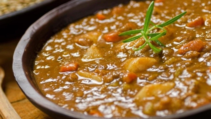 Receta de guiso de lentejas vegetariano con el mismo sabor y en pocos pasos