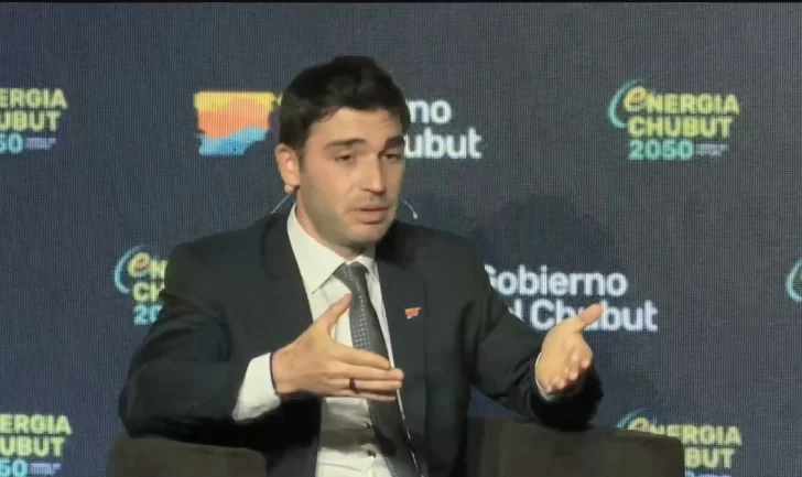 Ignacio Torres, gobernador de Chubut en el panel de cierre.