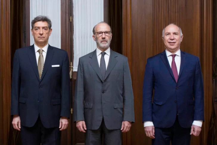  Los jueces de la Corte Suprema de Justicia de la Nación, Horacio Rosatti (Presidente), Carlos Rosenkrantz (Vicepresidente) y Ricardo Lorenzetti.
