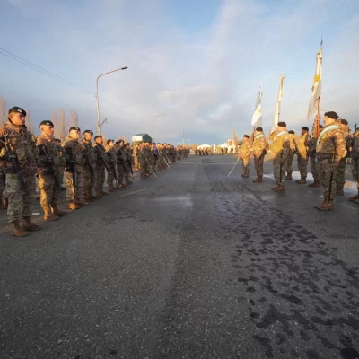 Soldados del Ejército juraron a la bandera en la Plaza de Armas de Río Gallegos