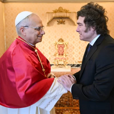 Todas las fotos de Milei y León XVI: qué hablaron sobre pobreza, inflación y la visita a la Argentina