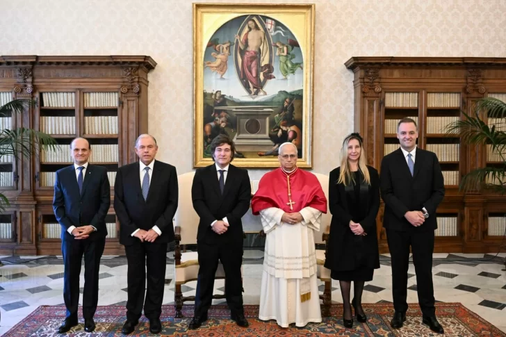 El Papa León XIV recibió a Javier Milei y le confirmó que visitará Argentina