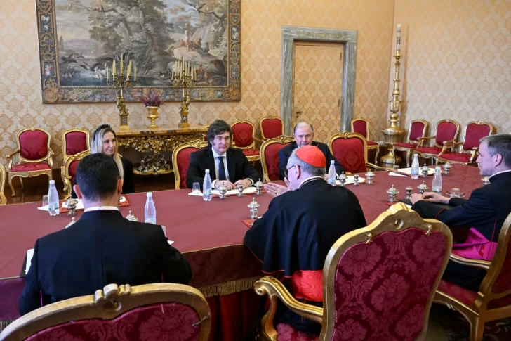 milei-y-el-papa-roma-728x485 milei-y-el-papa-roma-728x485