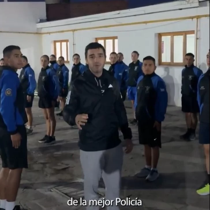 Entrenar a la madrugada: ¿Deportivo Riestra en Pinamar? No, el gobernador Torres y la policía de Chubut
