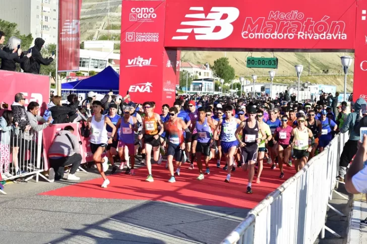 Se corre media maratón en la ciudad de Comodoro Rivadavia