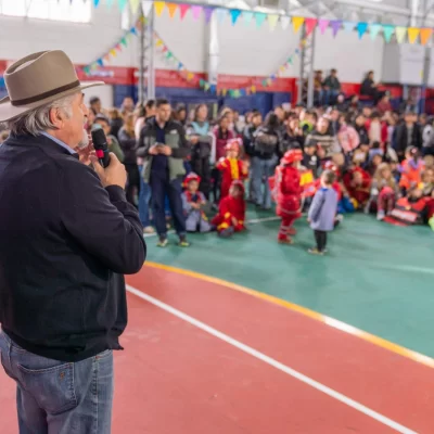 Othar Macharashvili celebró junto a los vecinos de Km. 5