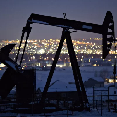 Conflicto con Irán: Goldman Sachs alerta por posible suba de precios energéticos