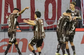 Platense derrotó a Huracán y se consagró campeón del Torneo Apertura 2025 Platense derrotó a Huracán y se consagró campeón del Torneo Apertura 2025
