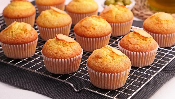 Receta de magdalenas caseras: solas o rellenas con dulce de leche