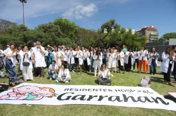 Los médicos residentes del Hospital Garrahan levantaron el paro