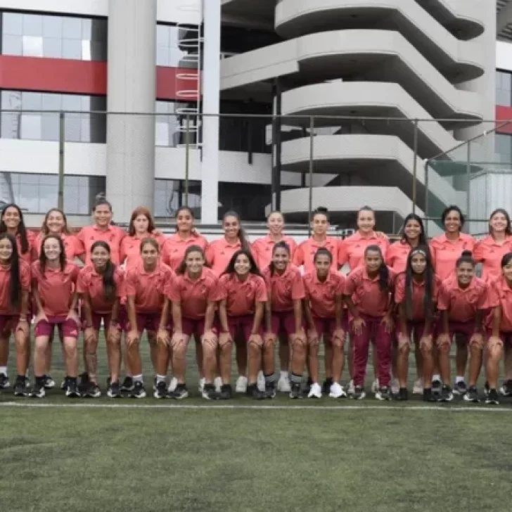 El plantel del primer equipo femenino de River Plate concentra en Comodoro El plantel del primer equipo femenino de River Plate concentra en Comodoro
