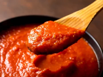 Salsa de tomate casera: la receta tradicional para no comprarla hecha nunca más Salsa de tomate casera: la receta tradicional para no comprarla hecha nunca más