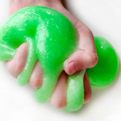 Una nena de 4 años murió asfixiada tras atragantarse con un slime