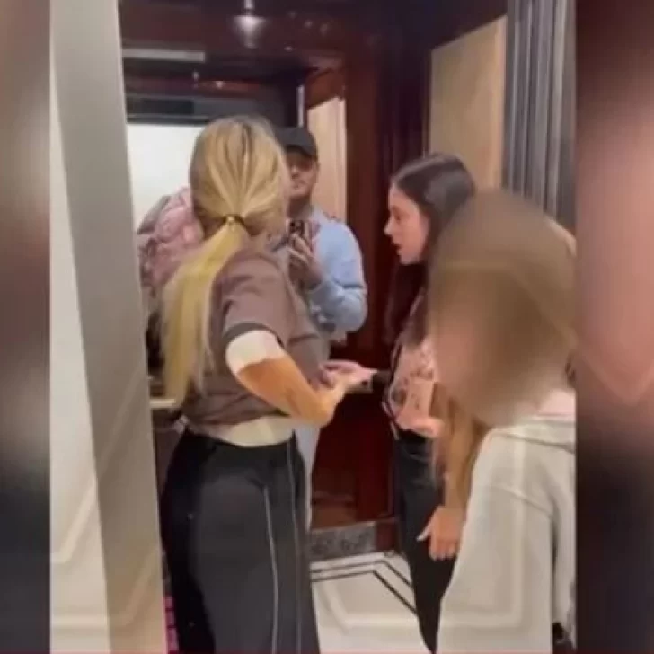 Autorizan a la policía a romper la puerta de Wanda Nara si no entrega a sus hijas