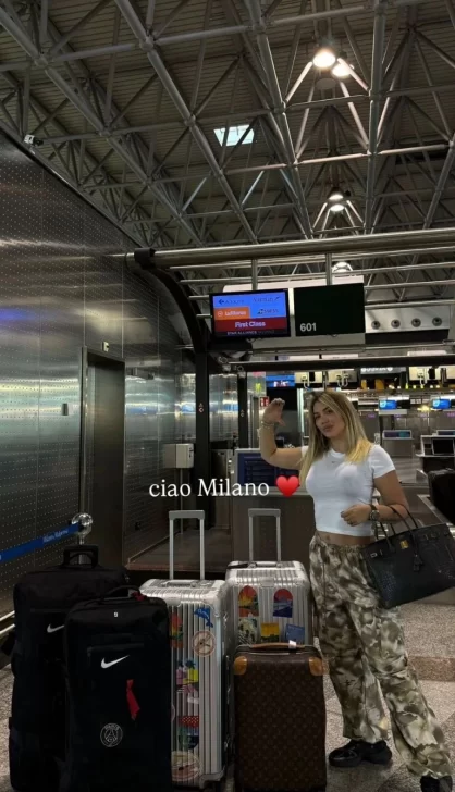 Wanda Nara regresó al país y sorprendió al mostrar el recibimiento de sus hijos: “Te amamos” Wanda Nara regresó al país y sorprendió al mostrar el recibimiento de sus hijos: “Te amamos”