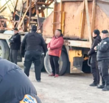 Demoraron a dos imputados en la megacausa de contrabando “Alianza Austral” con maquinaria “vinculada a Lázaro Báez” Demoraron a dos imputados en la megacausa de contrabando “Alianza Austral” con maquinaria “vinculada a Lázaro Báez”